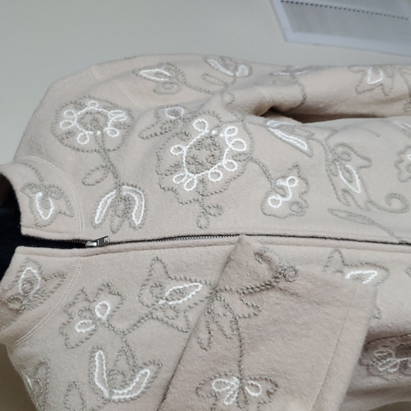 Wool suit jacket - Picture 5 of 6